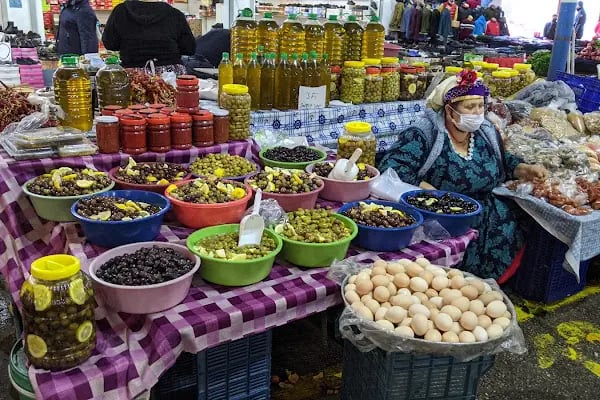 Bodrum Kapalı Pazar Yeri - Resim 1