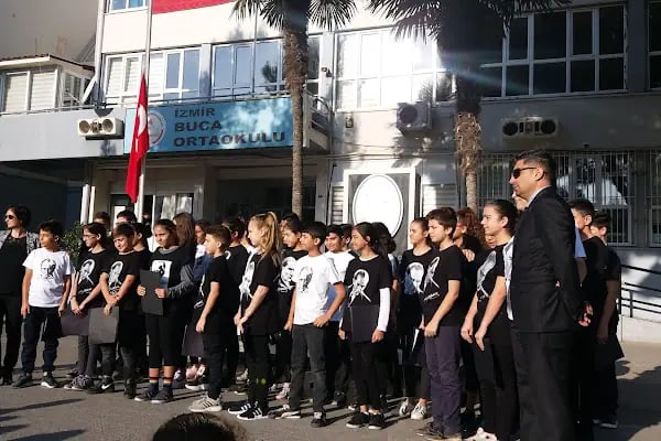 İzmir Buca Ortaokulu - Resim 8