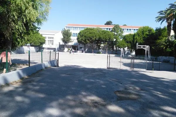 İzmir Buca Ortaokulu - Resim 17