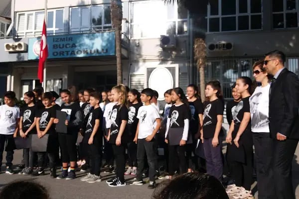 İzmir Buca Ortaokulu - Resim 14