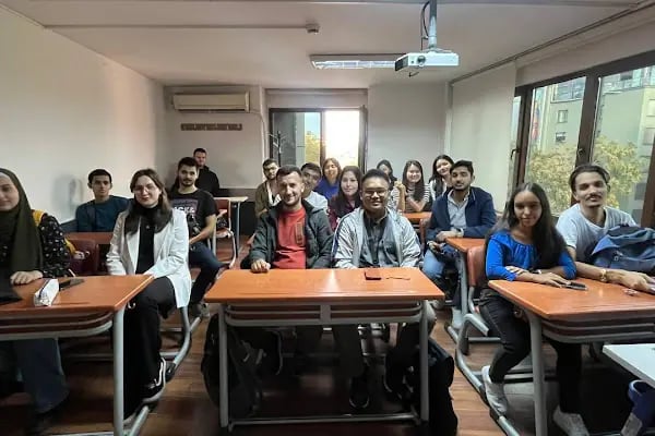 İstanbul Üniversitesi Dil Merkezi - Resim 13