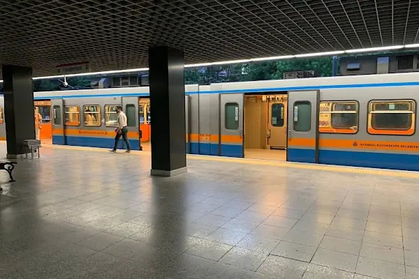 Yenibosna Metro İstasyonu - Resim 13