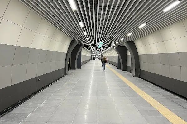 Yenibosna Metro İstasyonu - Resim 2