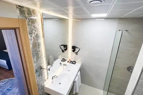 Nira Otel - Resim 12
