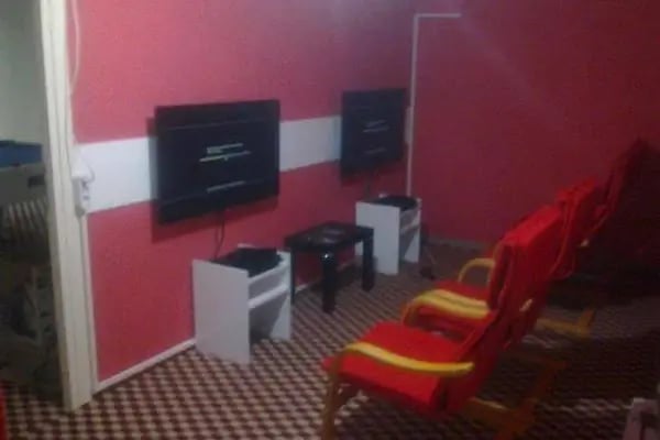 MERT NET İNTERNET CAFE VE BİLARDO SALONU - Resim 20
