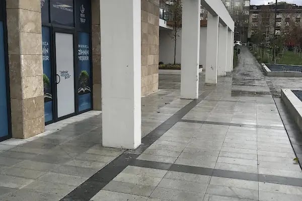 Millet Bahçesi Kütüphanesi - Resim 1