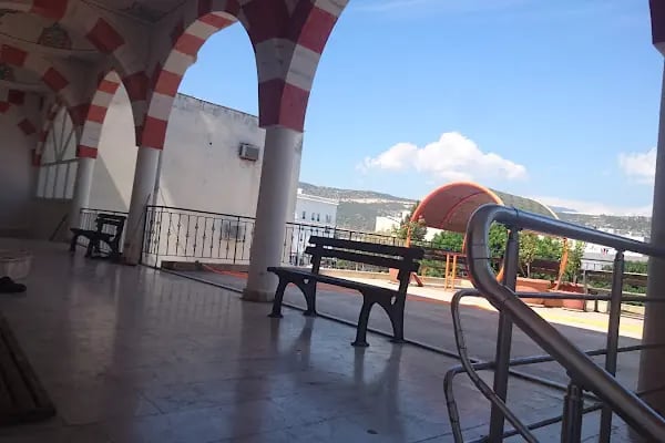 Bayrakçı Cami - Resim 10