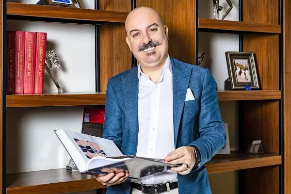 Op Dr Gökhan Özerdem, Estetik ve Plastik Cerrah Antalya - Resim 2