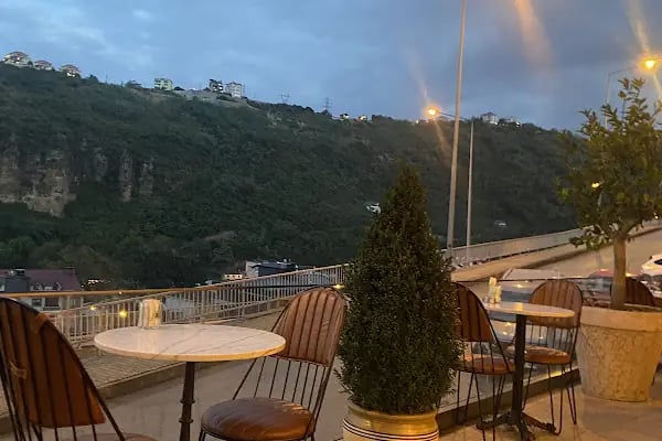 Karamıch Cafe&amp;Restaurant - Resim 7