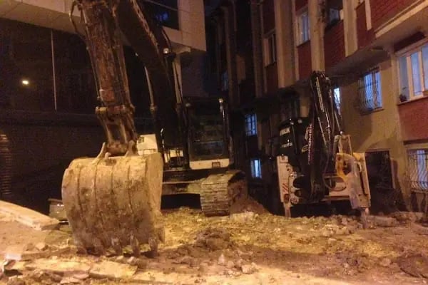 Kiralık Kepçe mini eskavatör - Resim 9