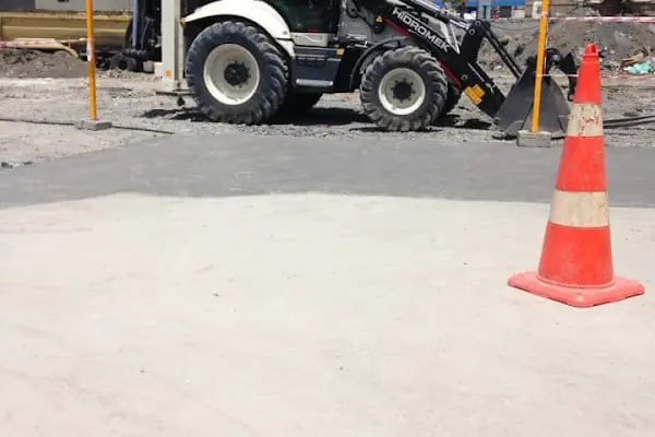 Kiralık Kepçe mini eskavatör - Resim 8