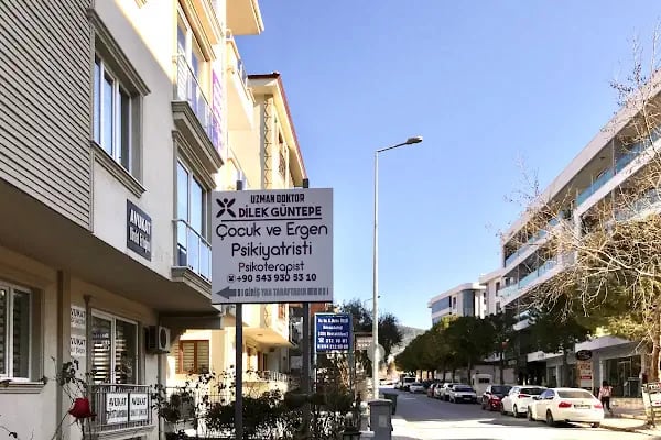 Uzm. Dr. Dilek Güntepe Çocuk Ergen Psikiyatrisi Muayenehanesi - Resim 5