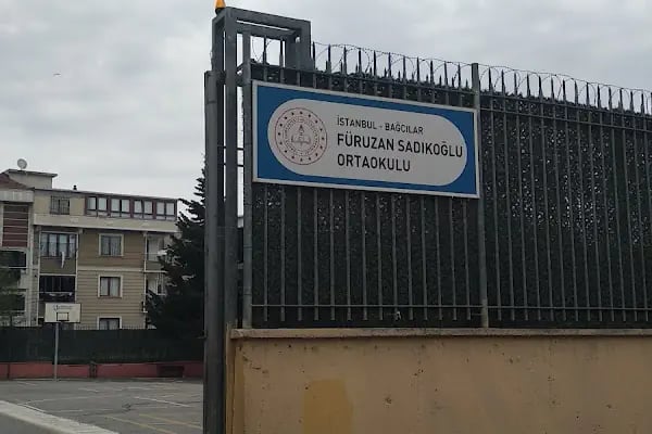 Füruzan Sadıkoğlu Ortaokulu - Resim 3
