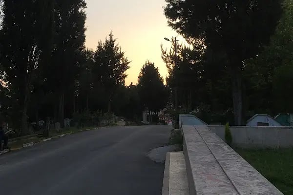 Erenler Mezarlığı - Resim 17