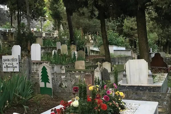 Erenler Mezarlığı - Resim 7