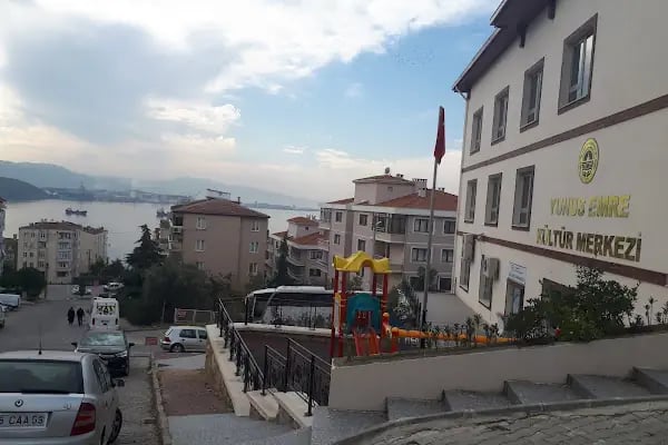 YUNUS EMRE KÜLTÜR MERKEZI - Resim 11