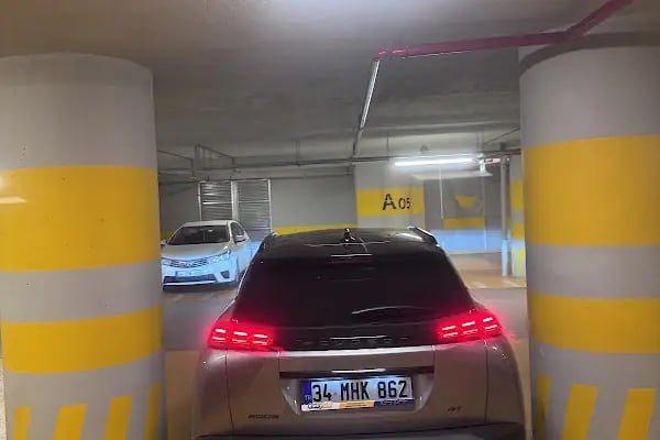 EasyGO Car Rental - Resim 20