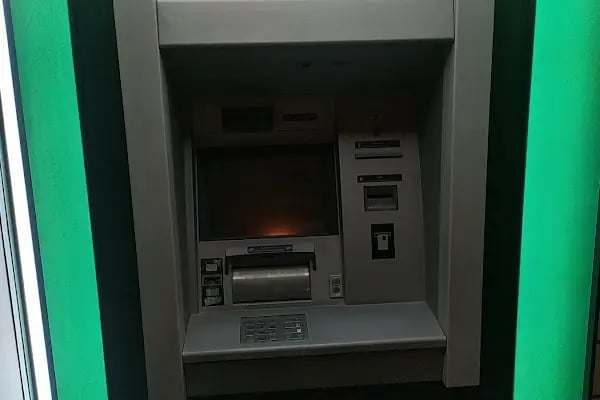 Kuveyt Türk Mahmutbey Yolu Şubesi - Resim 3