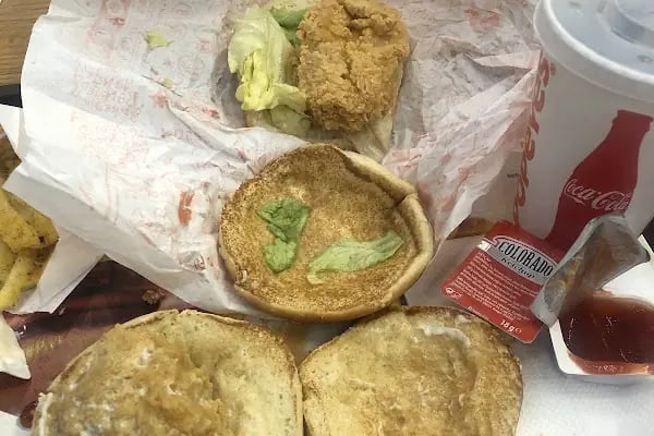 Popeyes - Cevat Şakir Caddesi Şubesi - Resim 11