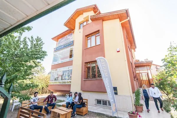 Language Master | İngilizce Kursu ve Dil Okulu | Merkez Şube - Resim 2