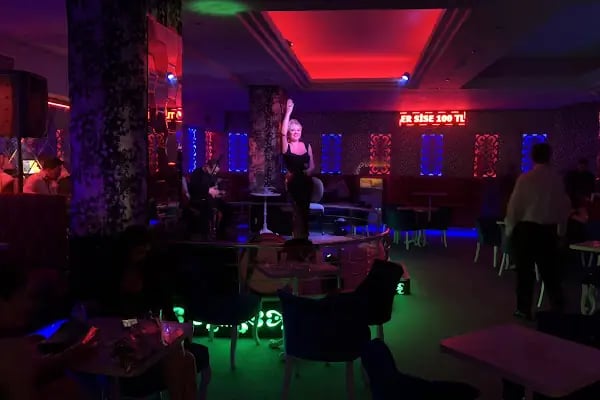 Blue Moon Night Clup (Maviay) - Resim 6