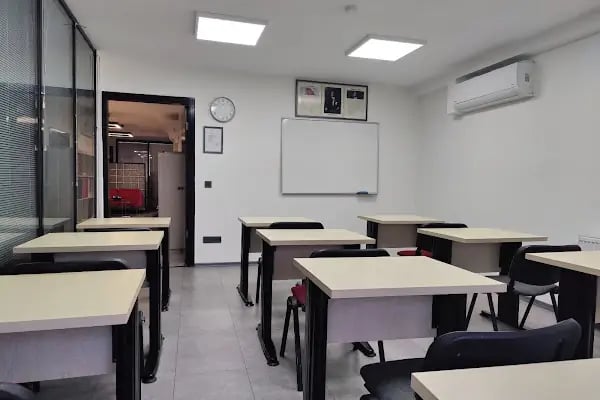 Globus Dil Kursu - Bursa İngilizce ve Almanca Dil Okulu - Resim 12