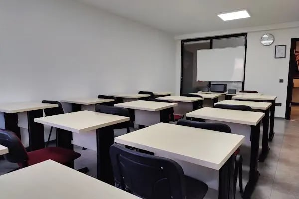 Globus Dil Kursu - Bursa İngilizce ve Almanca Dil Okulu - Resim 14