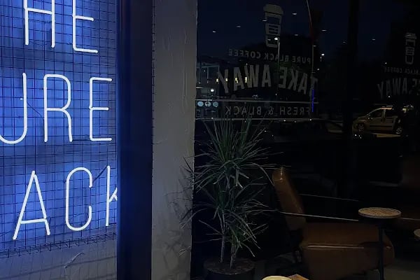 Pure Black Coffee, Gölcük - Resim 4