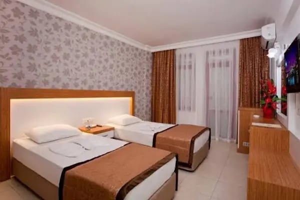 Diamore Hotel - Resim 12