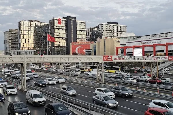 Enterprise Rent-A-Car - İstanbul Güneşli Park AVM Araç Kiralama - Resim 14