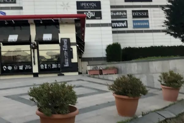 Enterprise Rent-A-Car - İstanbul Güneşli Park AVM Araç Kiralama - Resim 9