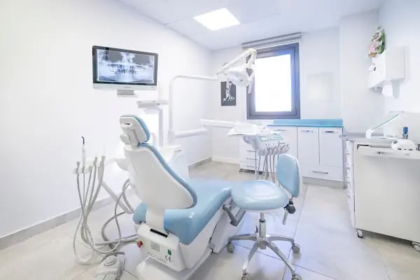 Özel Kapaklı Ağız ve Diş Sağlığı Polikliniği - Resim 18