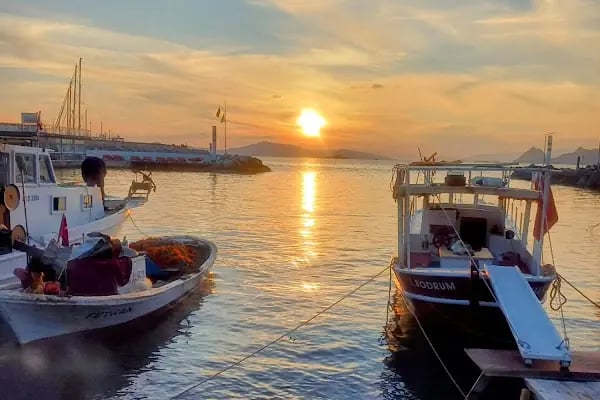 Amiral turgutreis boat - Resim 11
