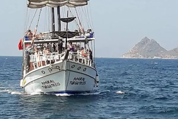 Amiral turgutreis boat - Resim 14