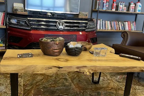 Toys Car Bodrum - Oto Mekanik, Oto Kaporta Boya ve Hasar Onarım Merkezi - Resim 14