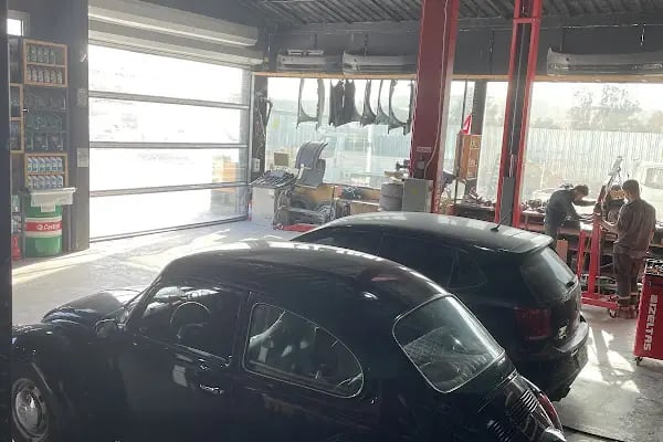 Toys Car Bodrum - Oto Mekanik, Oto Kaporta Boya ve Hasar Onarım Merkezi - Resim 20