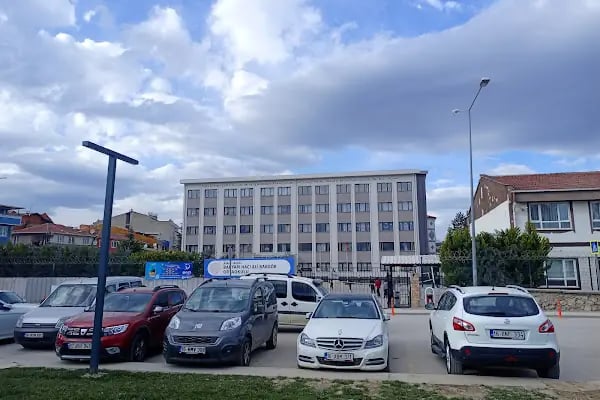Bak Yapı Hacı Ali Bakgör Ortaokulu - Resim 2