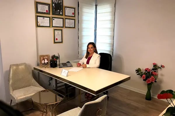 Adana Estetik Ve Plastik Cerrahi Kliniği Op. Dr. Güllü Korkmaz Solmaz - Resim 1