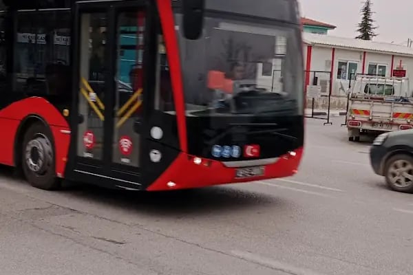 Manisa Belediyesi Toptan Sebze Ve Meyve Hali - Resim 3
