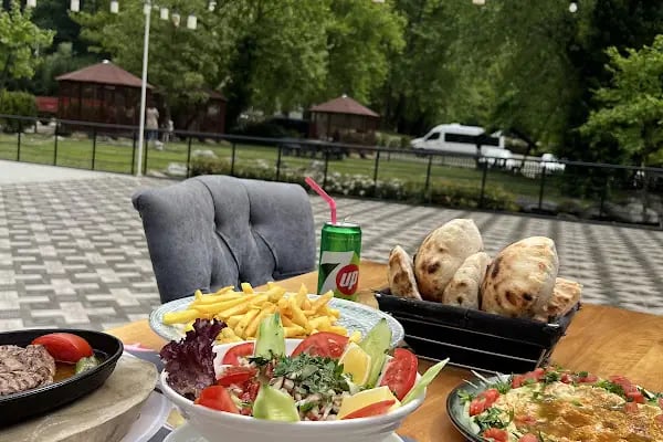 Şelale Yeşil Vadi Et Mangal - Resim 2