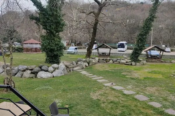 Şelale Yeşil Vadi Et Mangal - Resim 4