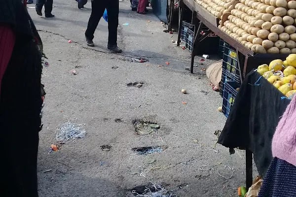 Belediye Evleri Semt Pazarı - Resim 13