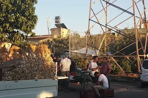 Belediye Evleri Semt Pazarı - Resim 15