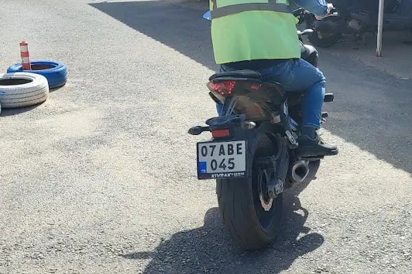 Bodrum Öz Efe Sürücü Kursu - Resim 13