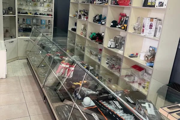 Gümrük Outlet Gümrük Malları Satış Mağazası - Resim 2
