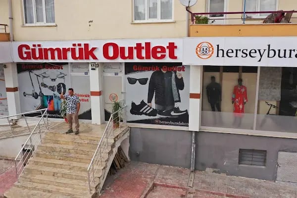 Gümrük Outlet Gümrük Malları Satış Mağazası - Resim 4