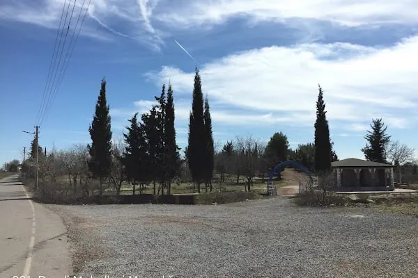 Dereli Mahallesi Mezarlığı - Resim 1