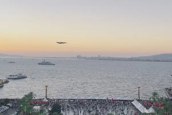 Sky Bar - Resim 12