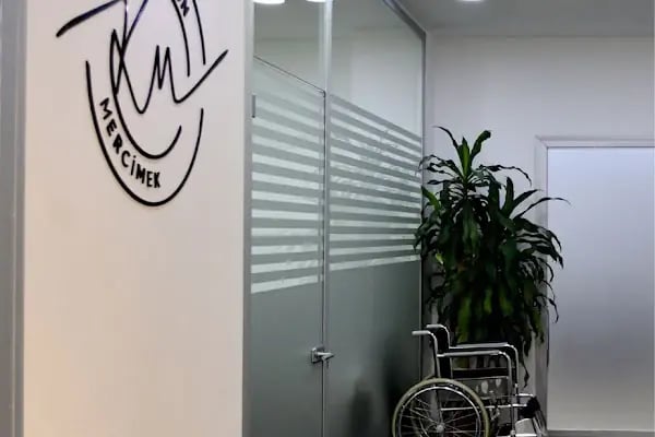 Dent Km - Buca Diş Kliniği - Resim 7