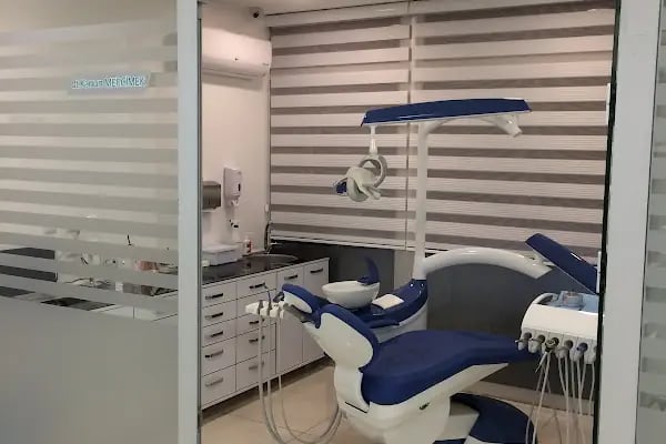 Dent Km - Buca Diş Kliniği - Resim 3